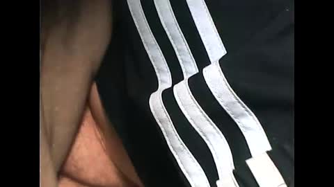 Snapshot of tomas0000 chatting on 01.15.25 thomi online show from 01.15.25