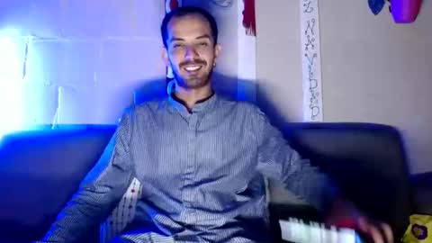 tomas gerauld. make me happy with 10000 tokens online show from 01.15.25