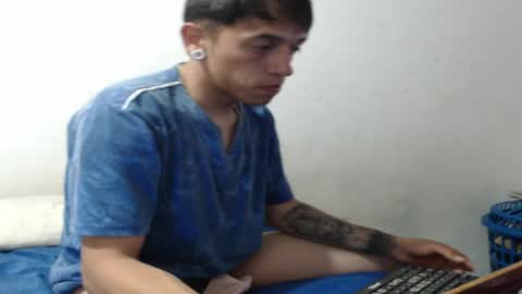 tomas_turbado_ online show from 04.18.26