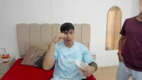 Snapshot of tomasandalejo chatting on 12.03.25 TomasANDalejo online show from 12.03.25