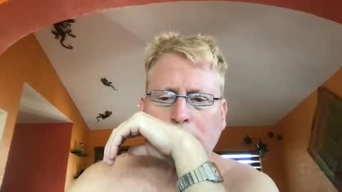 Hola online show from 11.03.25