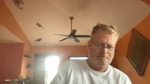 Hola online show from 12.04.25