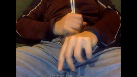 Snapshot of tombi125 chatting on 01.11.25 tombi125 online show from 01.11.25