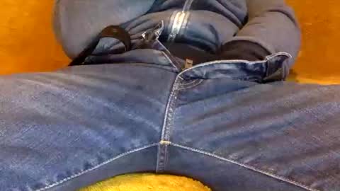 Snapshot of tombi125 chatting on 10.09.25 tombi125 online show from 10.09.25