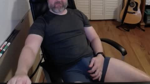 Snapshot of tombrockmoen2 chatting on 12.14.25 tombrockmoen2 online show from 12.14.25