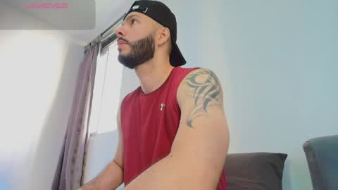 Snapshot of tommel_bailey chatting on 05.24.26 Tommel Bailey online show from 05.24.26