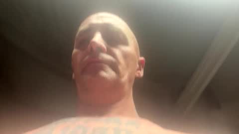 Snapshot of tommerinhammer chatting on 11.18.25 tommerinhammer online show from 11.18.25