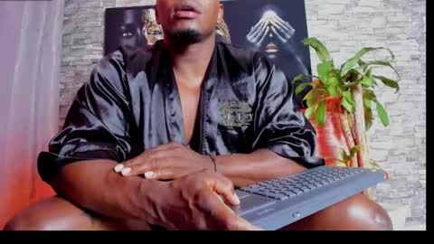 Tom Mike online show from 01.20.25