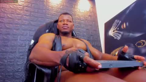 Snapshot of tommike388 chatting on 07.12.26 Tom Mike online show from 07.12.26