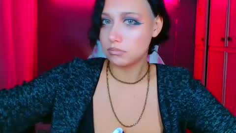 Galadriel online show from 10.18.25