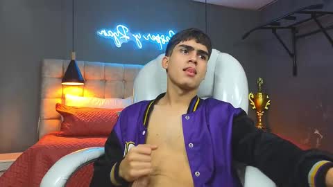 Tommy  online show from 02.20.25