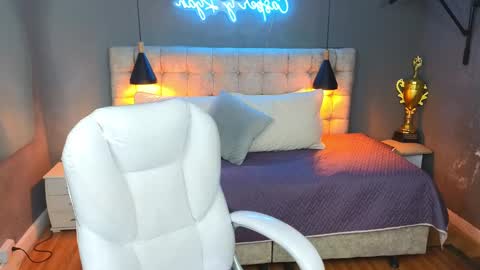 Tommy  online show from 03.06.25