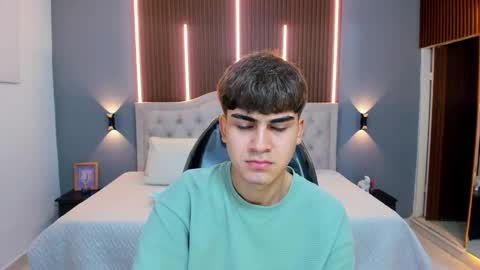 Tommy  online show from 10.10.25