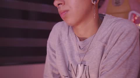 Snapshot of tommy_blue1 chatting on 02.17.25 Blue  online show from 02.17.25