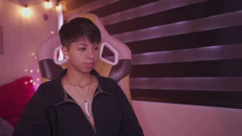 Snapshot of tommy_blue1 chatting on 02.26.25 Blue  online show from 02.26.25