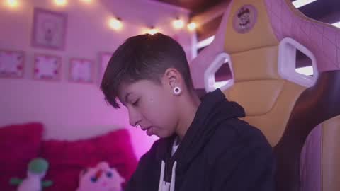 Snapshot of tommy_blue1 chatting on 03.03.25 Blue  online show from 03.03.25