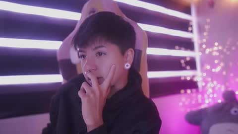 Snapshot of tommy_blue1 chatting on 03.07.25 Blue  online show from 03.07.25