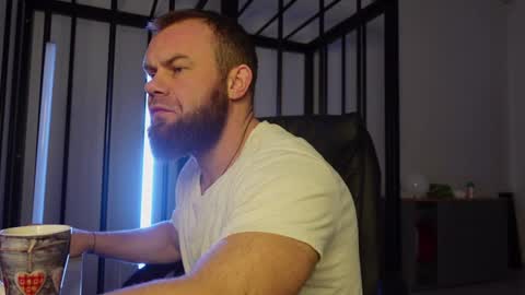 Snapshot of tommy_burnzzz chatting on 01.20.25 tommy burnzzz online show from 01.20.25