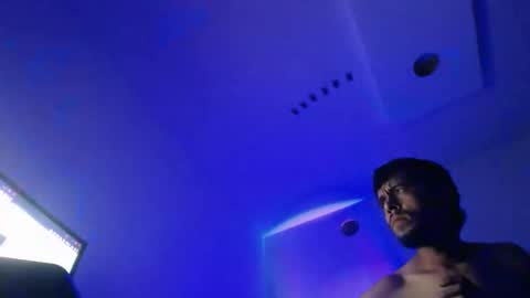   Thomas    online show from 01.23.25