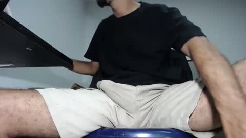   Thomas    online show from 02.22.25