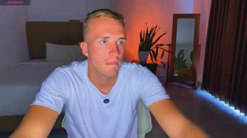 Snapshot of tommy_cumfinger chatting on 02.22.26 Tommy online show from 02.22.26