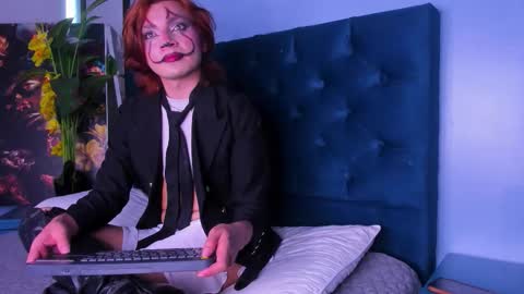 tommy_lovee online show from 10.31.25