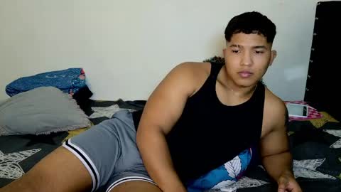 Snapshot of tommy_montana57935 chatting on 05.14.26 tommy and merida online show from 05.14.26