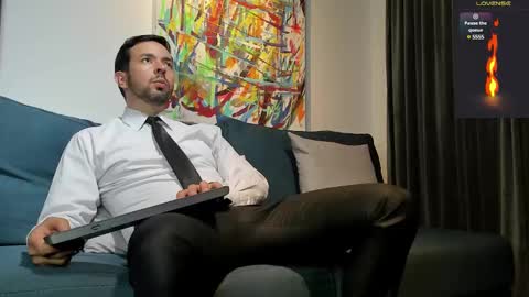 tommy_raym0ndg online show from 01.26.25