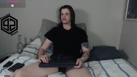 Snapshot of tommy_sins92 chatting on 10.15.25 Tommy Sins online show from 10.15.25