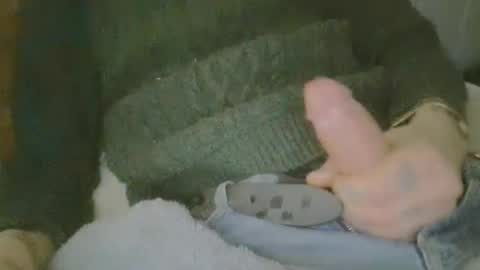 Snapshot of tommygun2727 chatting on 03.01.25 tommygun2727 online show from 03.01.25