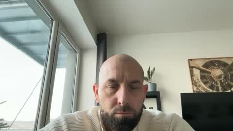 Thomas Fit online show from 01.08.26