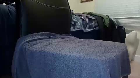 Snapshot of tomt64387741 chatting on 11.03.25 Thomas online show from 11.03.25