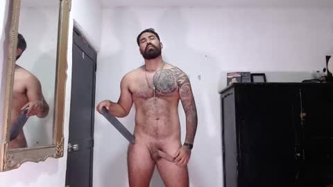 Snapshot of tomy_johnson2 chatting on 03.05.25 Tomas jhonson online show from 03.05.25