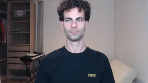 Snapshot of tomyhartman chatting on 12.04.24 tomyhartman online show from 12.04.24