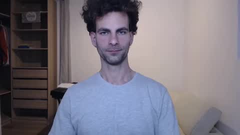 Snapshot of tomyhartman chatting on 12.06.24 tomyhartman online show from 12.06.24