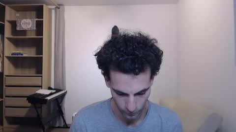 Snapshot of tomyhartman chatting on 12.10.24 tomyhartman online show from 12.10.24