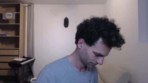 Snapshot of tomyhartman chatting on 12.11.24 tomyhartman online show from 12.11.24