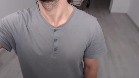 Snapshot of tomyhartman chatting on 03.31.26 tomyhartman online show from 03.31.26