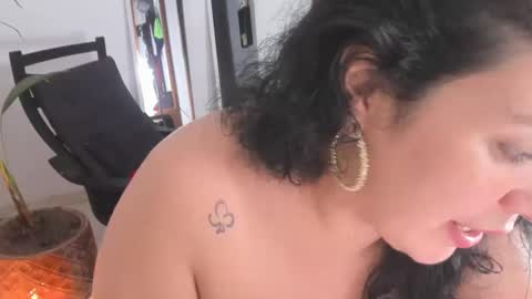 lady blue online show from 12.18.24