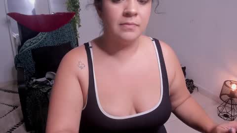 lady blue online show from 09.23.25