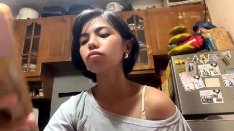 Snapshot of toniebirley chatting on 05.25.26 Mila online show from 05.25.26
