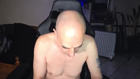 Snapshot of toninspektor chatting on 11.16.25 toninspektor online show from 11.16.25