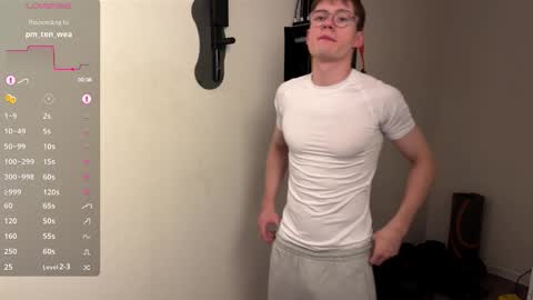 Snapshot of tonrapt chatting on 02.26.26 Ton online show from 02.26.26