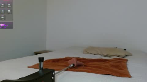 Snapshot of tonycrd chatting on 11.22.25 tonycrd online show from 11.22.25