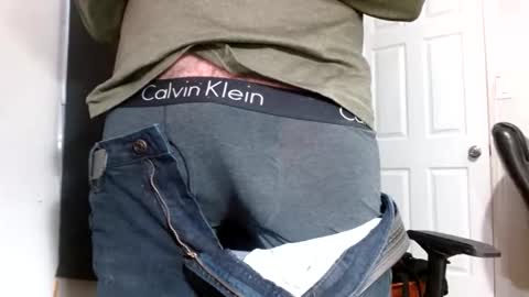 Snapshot of tonytonytony3001 chatting on 02.19.26 tonytonytony3001 online show from 02.19.26