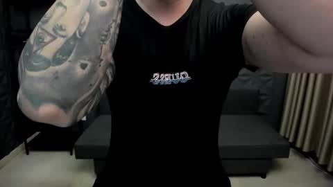 Snapshot of tonywilcoxx chatting on 01.02.25 TonyWilcox online show from 01.02.25