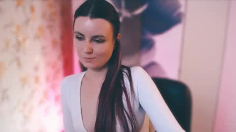 Elizabeth online show from 03.04.25