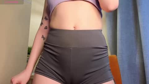 Snapshot of too_cute_blonde_girl chatting on 03.05.25 Hey hey Im Megan Pvt open. Im very glad to see you here online show from 03.05.25