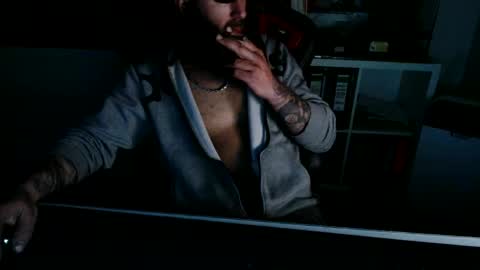 Snapshot of toobiatsch chatting on 04.11.26 Tobiatch online show from 04.11.26