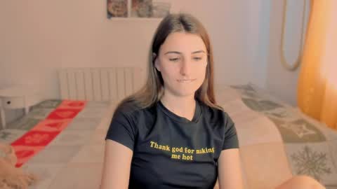 Snapshot of tooboringgirl chatting on 04.01.26 Alisson online show from 04.01.26